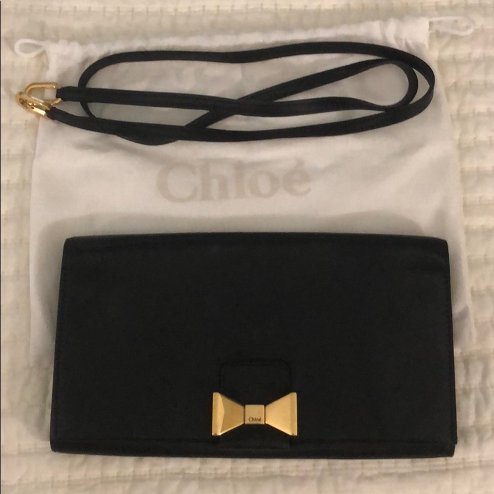 Pre❤️ Chloe Leather Bow Tie Wallet